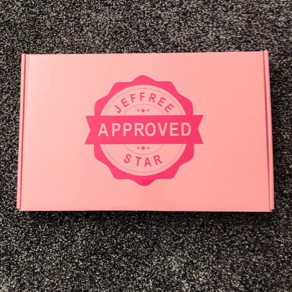 Jeffree Star Baby Pink Chrome Mirror
